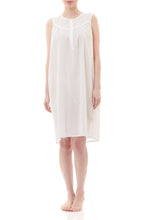 Load image into Gallery viewer, Givoni Dobby woven cotton nightie 2AS38