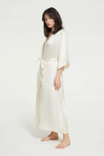Load image into Gallery viewer, Ginia long silk robe GLR601B