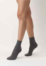 Load image into Gallery viewer, Oroblu Cheryl ankle sock