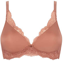 Load image into Gallery viewer, Triumph Amourette Charm p