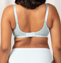 Load image into Gallery viewer, Triumph Embroidered Minimiser Underwire Bra - 2 bra pack