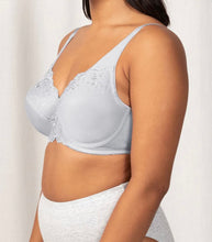Load image into Gallery viewer, Triumph Embroidered Minimiser Underwire Bra - 2 bra pack