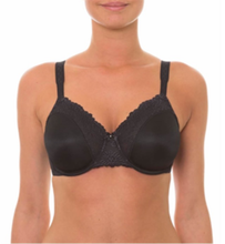 Load image into Gallery viewer, Triumph Ladyform Soft Wired minimiser bra