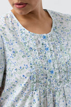 Load image into Gallery viewer, Schrank pansies nightie sk707p5
