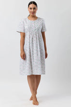 Load image into Gallery viewer, Schrank pansies nightie sk707p5