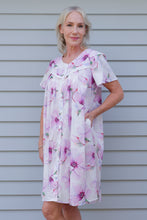 Load image into Gallery viewer, Carmen Kirstein Cotton brunch coat