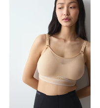 Load image into Gallery viewer, ** NEW Triumph Triaction Cardio Air P Ex - Natural/Nude