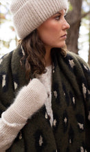 Load image into Gallery viewer, ANTLER GOLDEN PROWL SCARF KHAKI