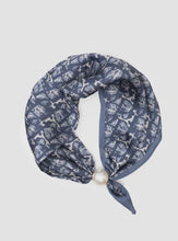 Load image into Gallery viewer, Antler Pearl Fasten Neck Tie