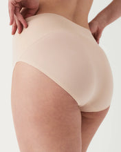 Load image into Gallery viewer, SPANXsupersmooth™ Undie-tectable®
Brief SP0215