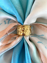 Load image into Gallery viewer, The Dark Hampton Scarf Ring Gold