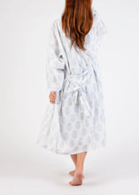 Load image into Gallery viewer, Arabella Robes One Size