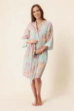 Load image into Gallery viewer, Givoni Amalfi Short Wrap Robe 8AC05A