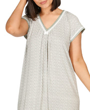 Load image into Gallery viewer, Yuu Short Sleeve Ditsy floral Nightdress Y307