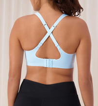 Load image into Gallery viewer, Triumph Triaction seamless sports bra