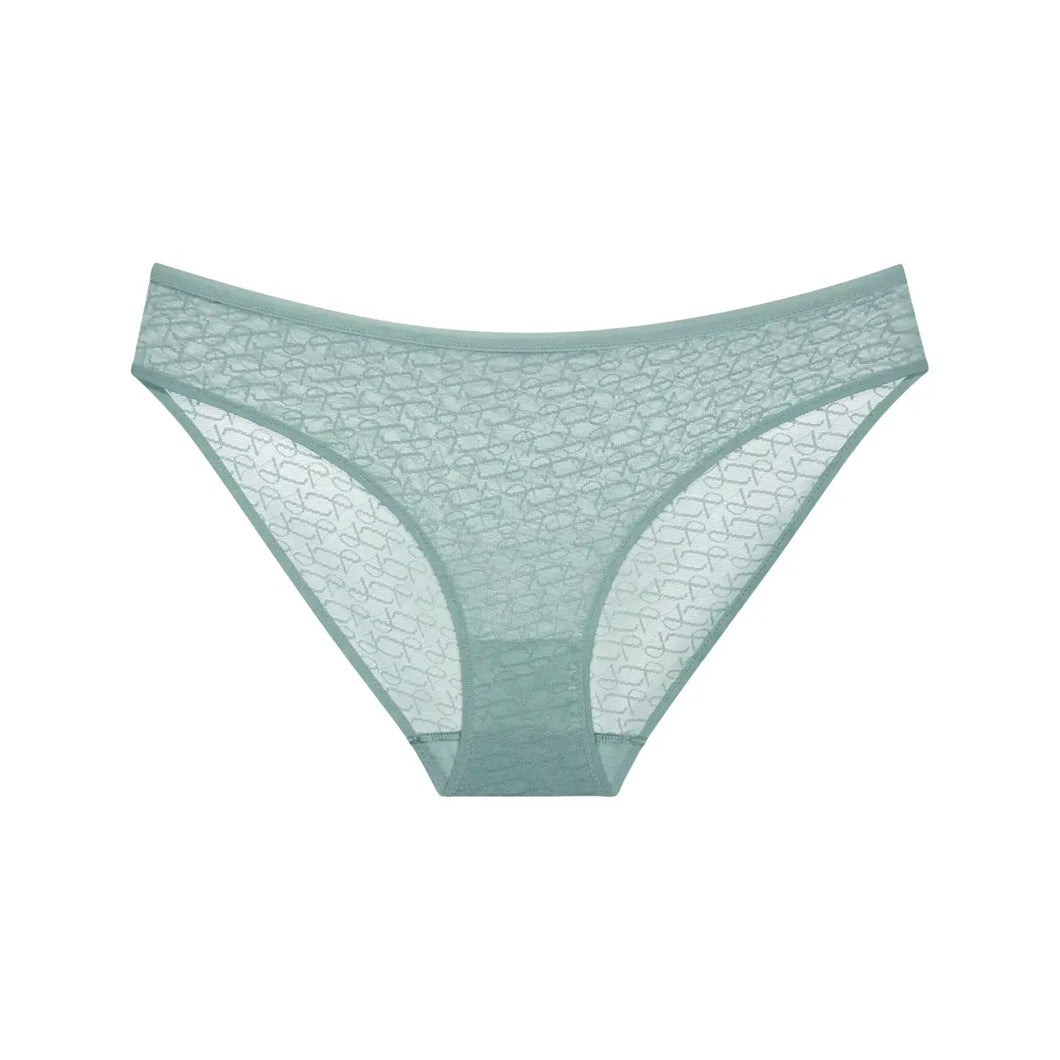 10222554 Triumph Signature Sheer tai