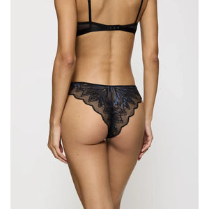 Triumph Crazy Stupid Love high tai