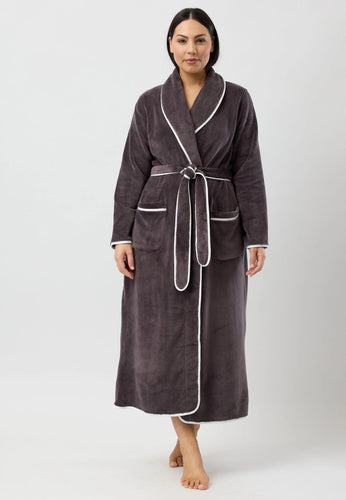 Yuu satin trimmed Robe Y806