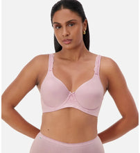Load image into Gallery viewer, Triumph Gorgeous Silhouette Wired bra