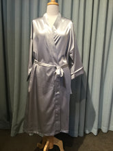 Load image into Gallery viewer, Essence knee length satin banded robe 051r