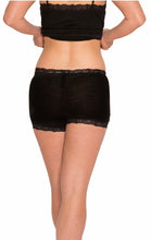 Load image into Gallery viewer, Merino boxer with lace trim ns356